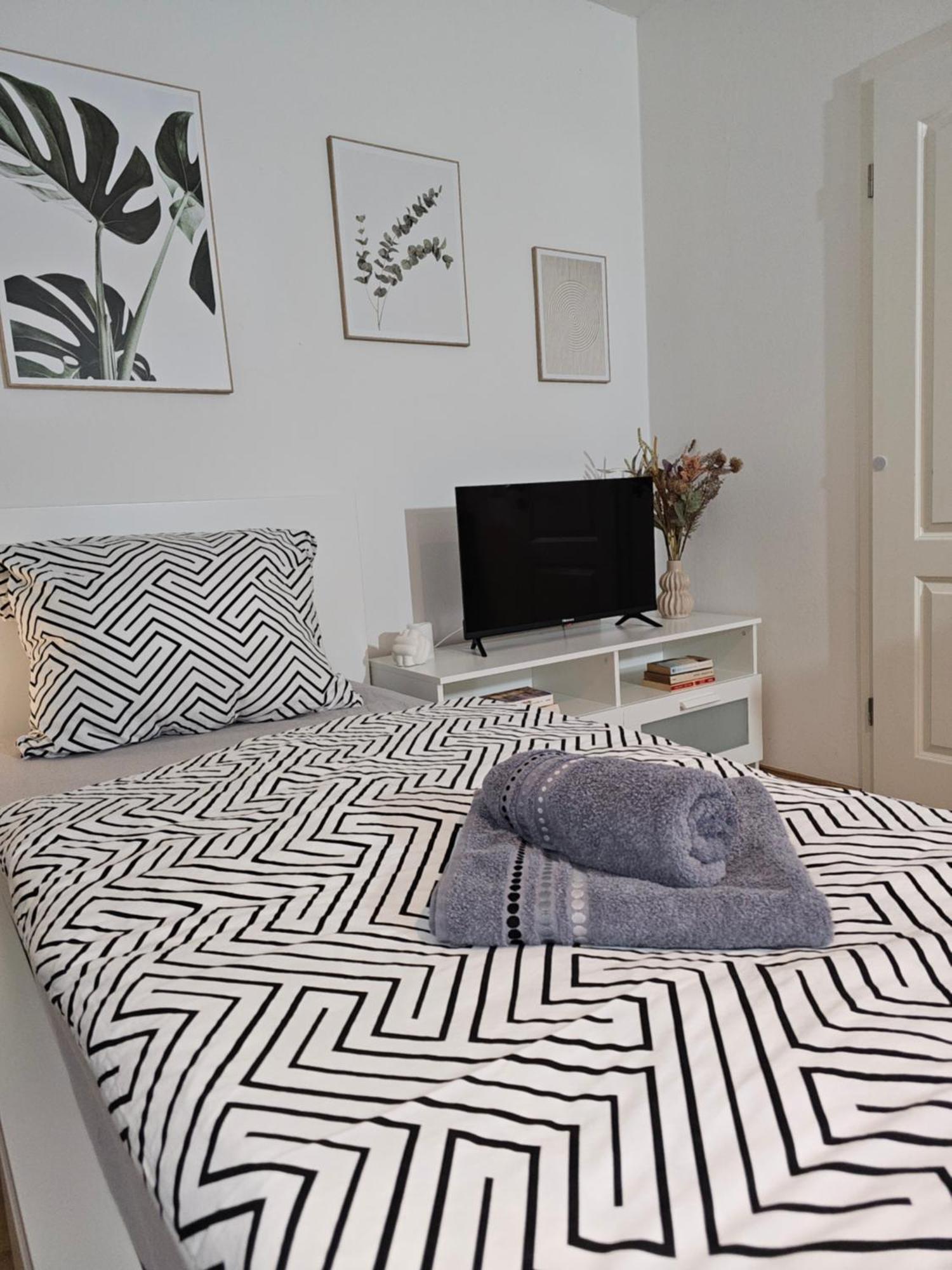 מירבוש Modern Studio Near Duesseldorf Airport & Messe/Fair מראה חיצוני תמונה