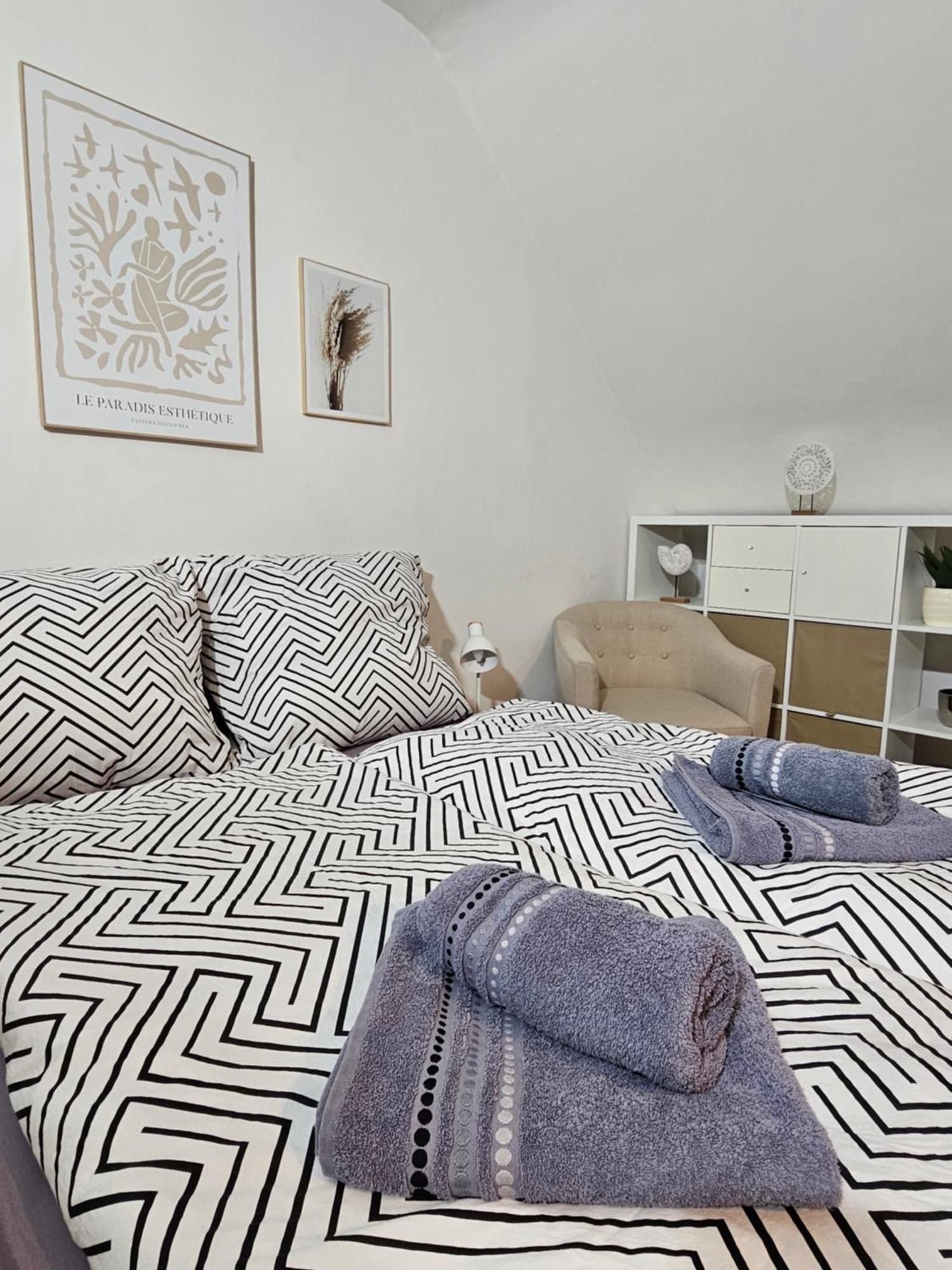מירבוש Modern Studio Near Duesseldorf Airport & Messe/Fair מראה חיצוני תמונה